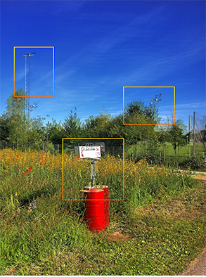 Without HDR Darkroom's Alignment
